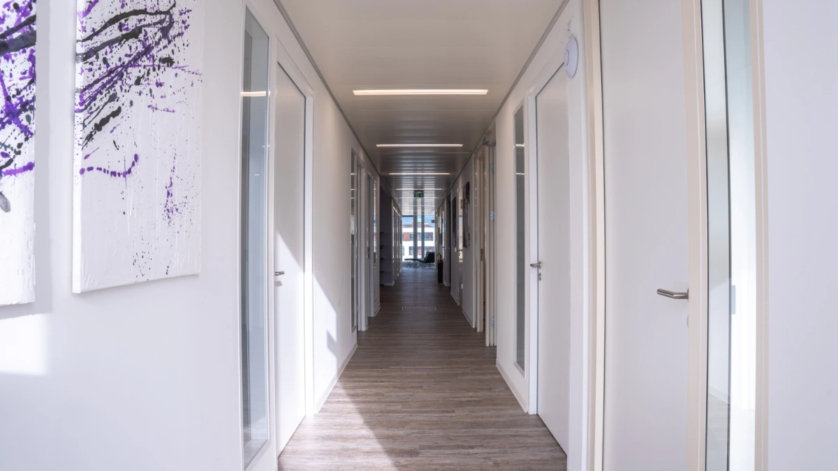 Lennard-paul-naumann-holding-beratung-muenchen-valuniq-business-consulting-buero – 5