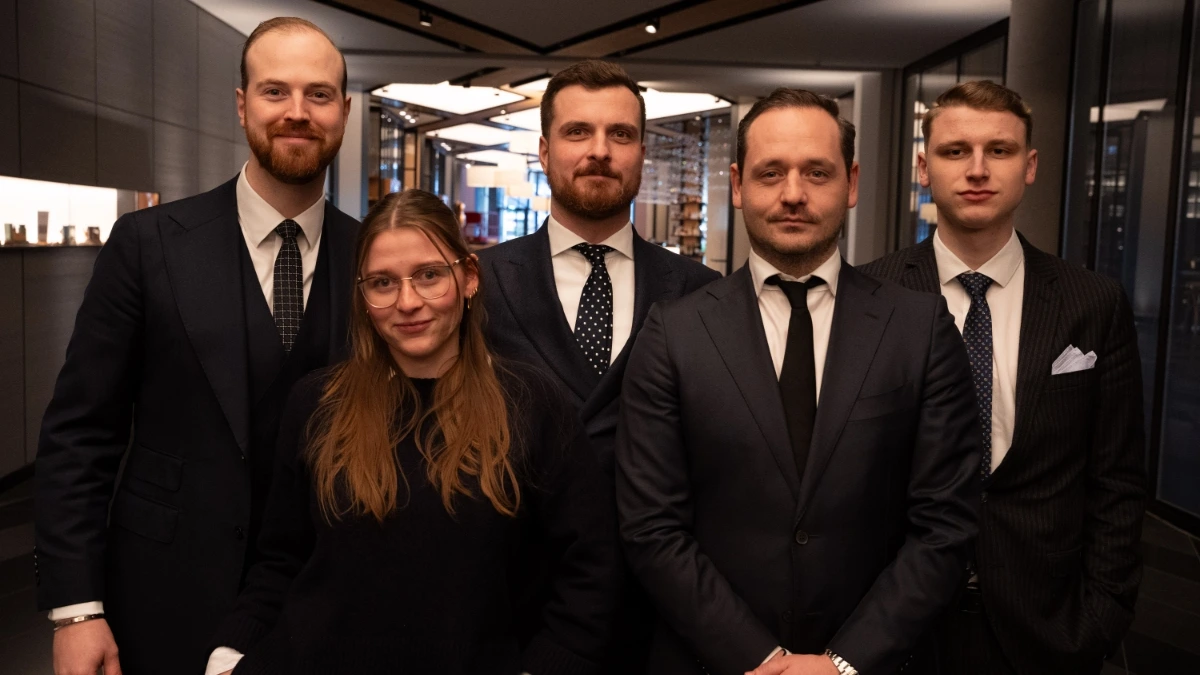 Lennard-paul-naumann-holding-beratung-muenchen-valuniq-business-consulting-team